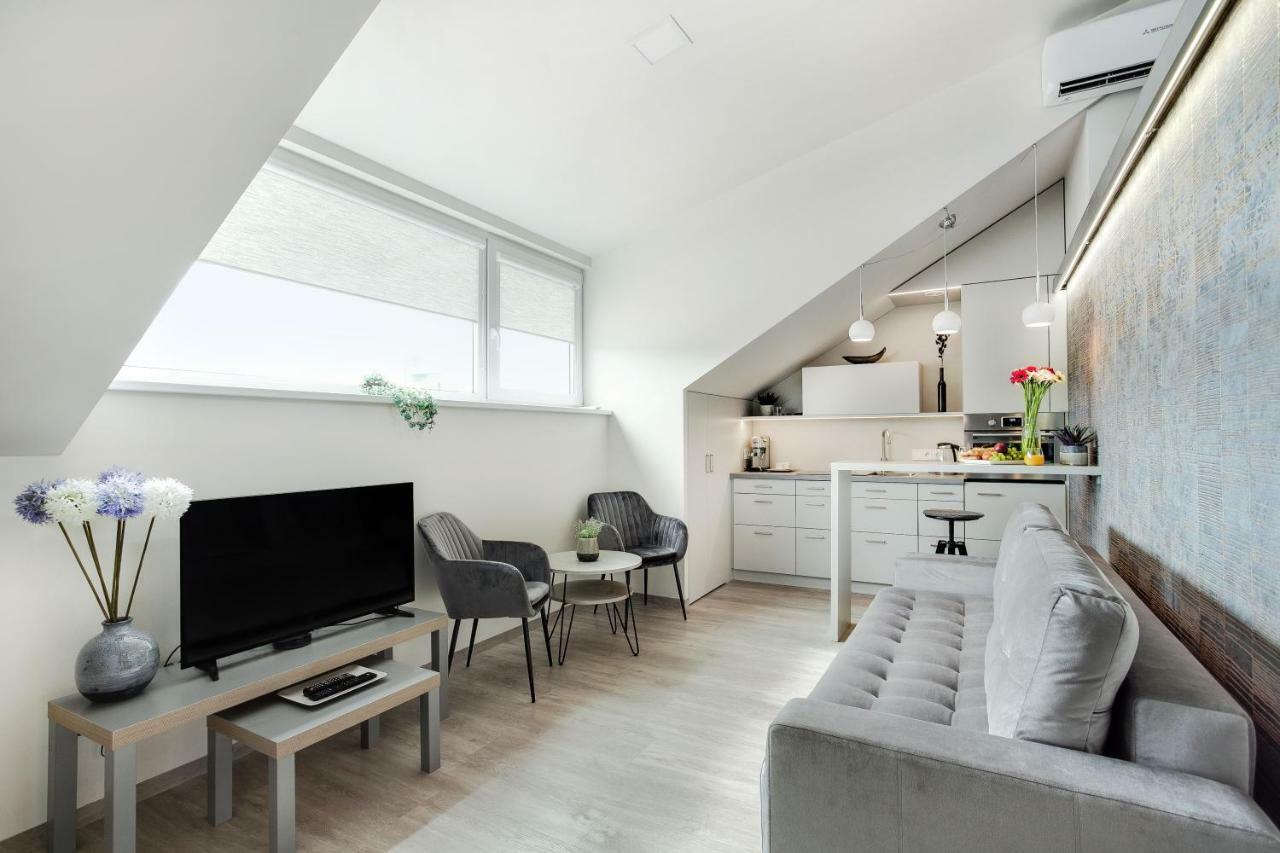 #Stayhere - Light Vilnius Views Loft City Center Bagian luar foto
